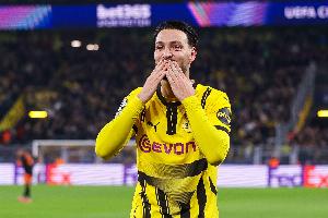 bob半岛体育官方网站-记者：马赛有意在夏窗签下本塞拜尼，目前尚未接触多特