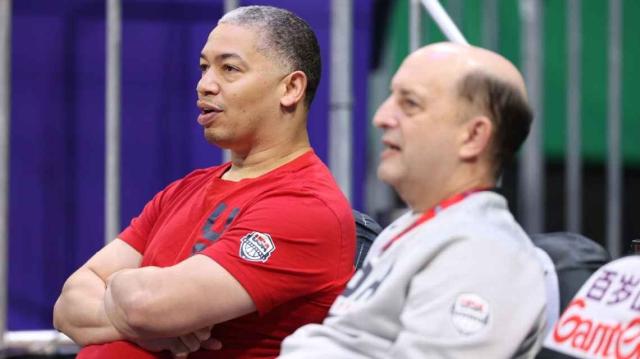 bob半岛体育-卢指导新赛季获强援助拳，范甘迪将为他献计献策