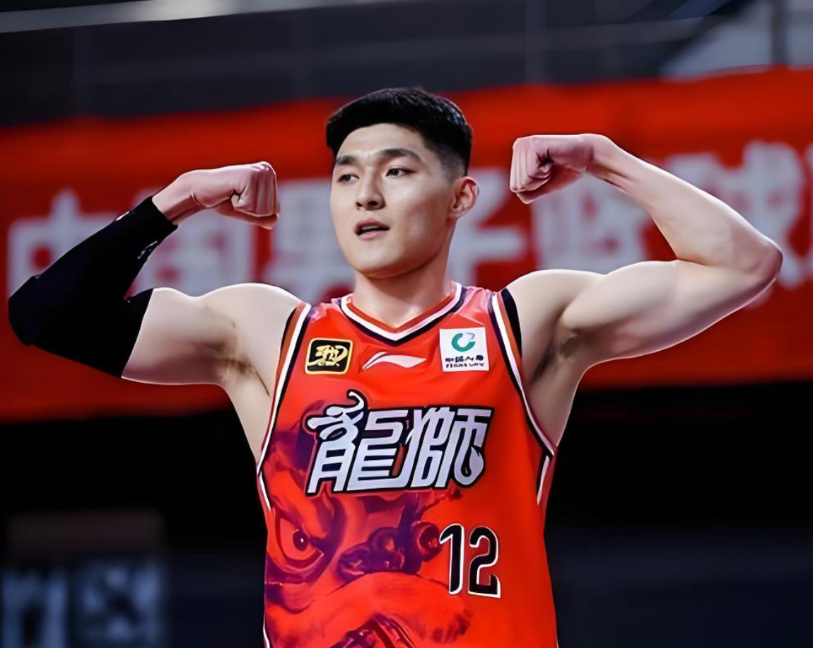 bob半岛体育官方网站-失望！男篮国手1分钟内3次犯规，得0分0板0助0断 郭士强怎么看？